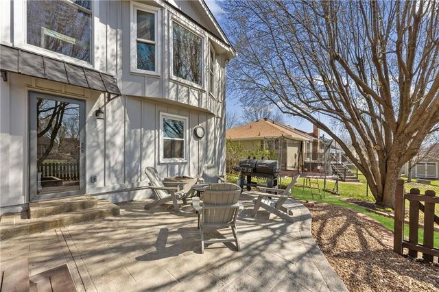 24075 W 57th Street, Shawnee, KS 66226
