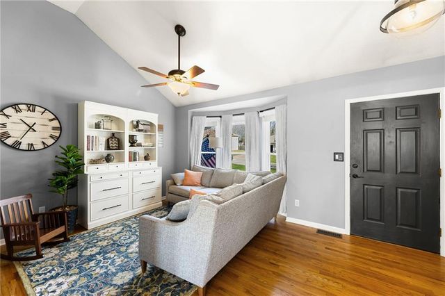 24075 W 57th Street, Shawnee, KS 66226