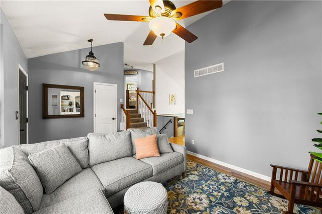 24075 W 57th Street, Shawnee, KS 66226
