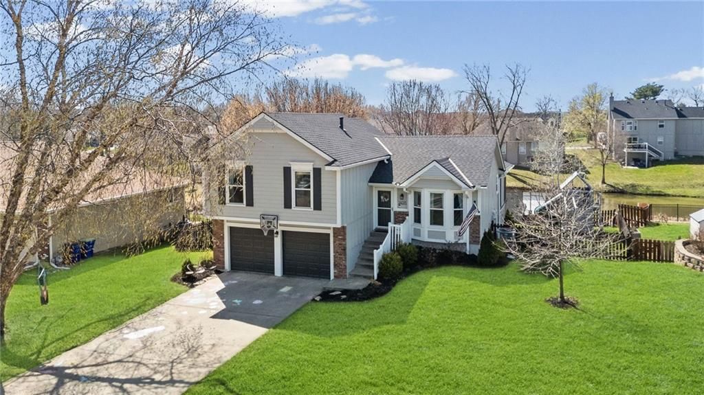 24075 W 57th Street, Shawnee, KS 66226