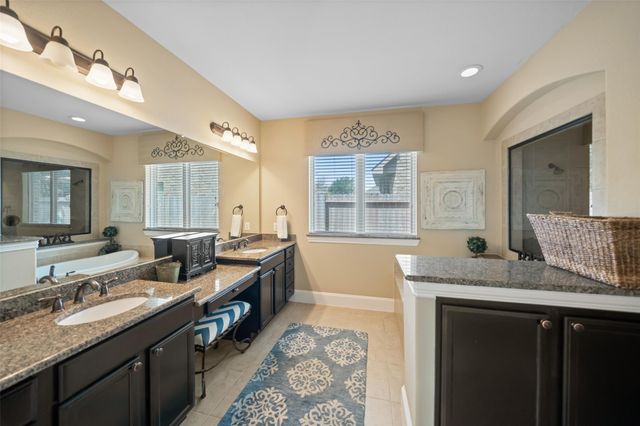 17707 Retreat Ridge Lane, Houston, TX 77095