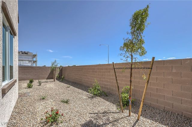 208 VEGAS VERDE Avenue LOT 7, North Las Vegas, NV 89031