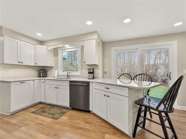 51 West Parkway, Victor, NY 14564