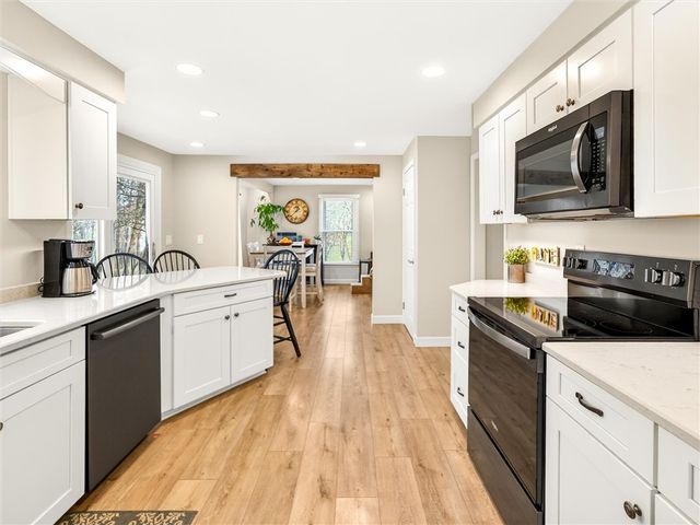 51 West Parkway, Victor, NY 14564