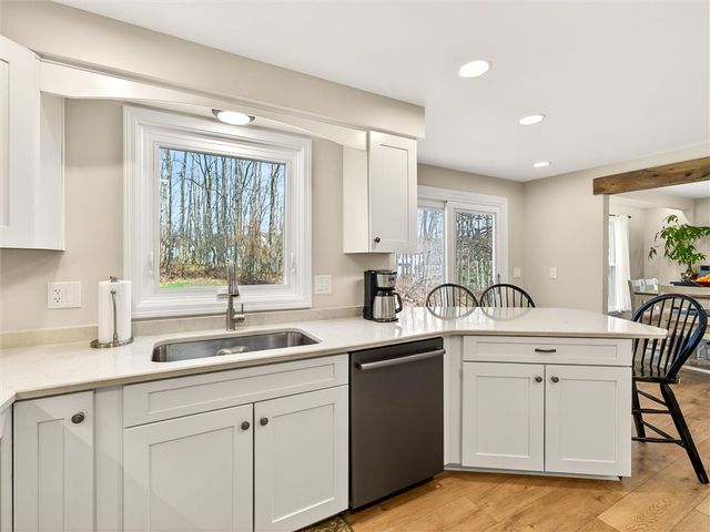 51 West Parkway, Victor, NY 14564