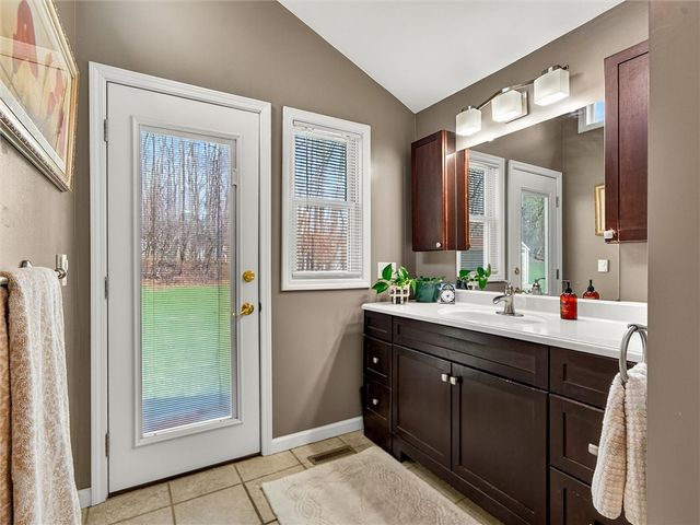 51 West Parkway, Victor, NY 14564