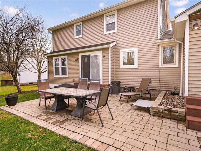51 West Parkway, Victor, NY 14564
