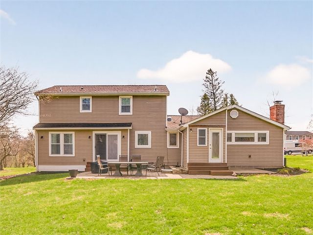 51 West Parkway, Victor, NY 14564