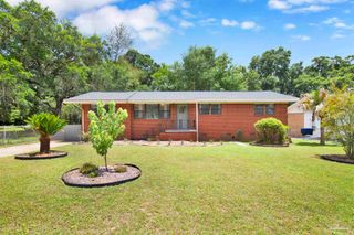 607 Chadwick St, Pensacola, FL 32503