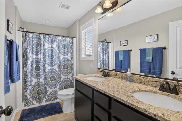 2618 3rd Avenue SW, Altoona, IA 50009