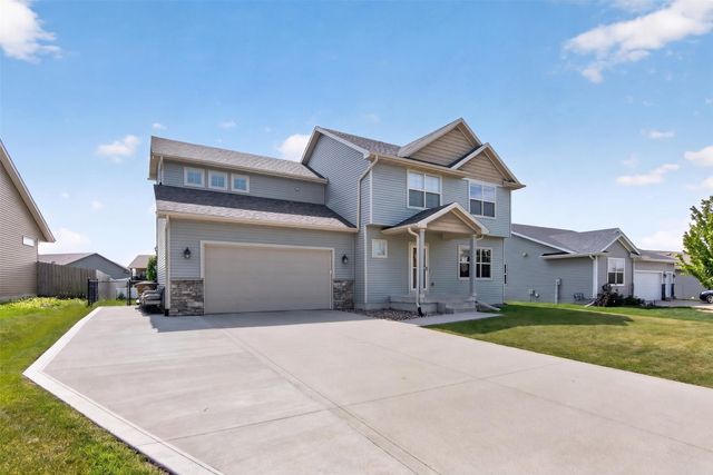 2618 3rd Avenue SW, Altoona, IA 50009
