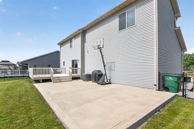 2618 3rd Avenue SW, Altoona, IA 50009