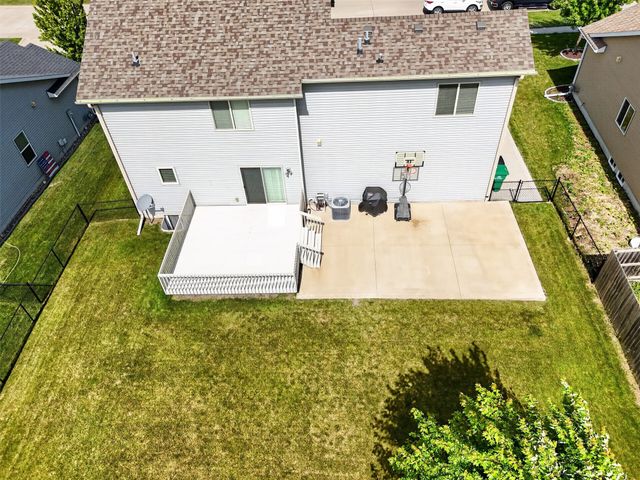 2618 3rd Avenue SW, Altoona, IA 50009
