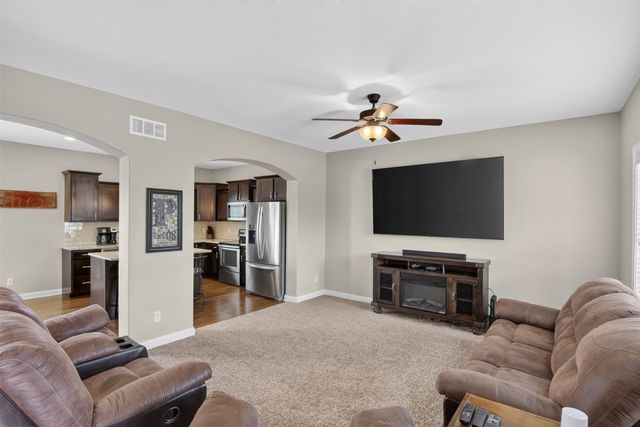 2618 3rd Avenue SW, Altoona, IA 50009