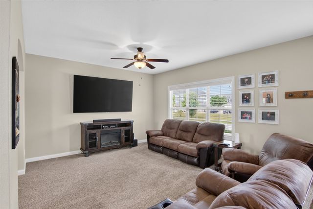 2618 3rd Avenue SW, Altoona, IA 50009