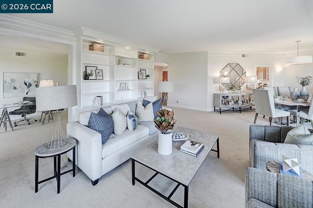 3711 Terra Granada Dr 3B, Walnut Creek, CA 94595