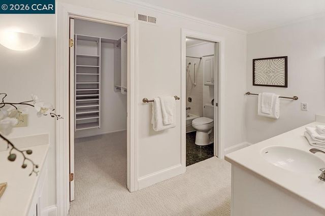 3711 Terra Granada Dr 3B, Walnut Creek, CA 94595