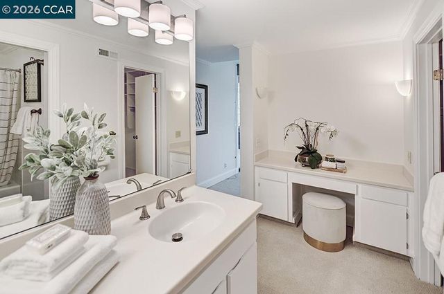 3711 Terra Granada Dr 3B, Walnut Creek, CA 94595