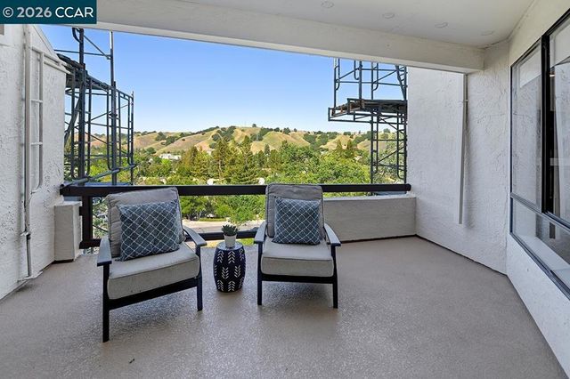 3711 Terra Granada Dr 3B, Walnut Creek, CA 94595