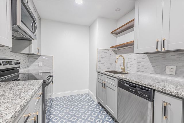 2303 Rosewood Street 2, Houston, TX 77004