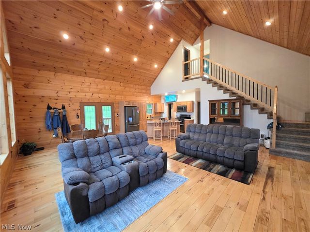 9076 Harris Highway, Belleville, WV 26133