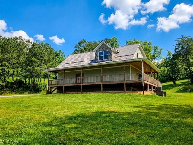 9076 Harris Highway, Belleville, WV 26133