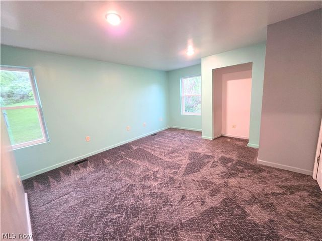 9076 Harris Highway, Belleville, WV 26133