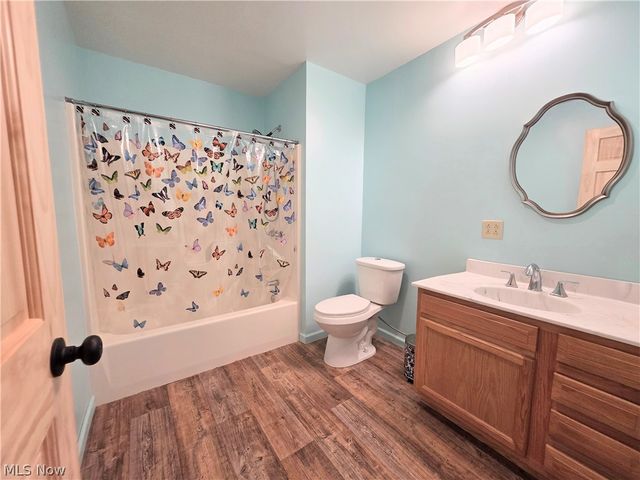 9076 Harris Highway, Belleville, WV 26133