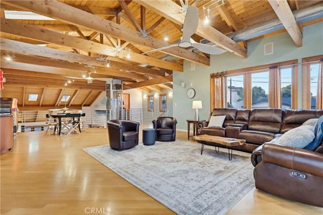 1711 Pescadores, San Pedro, CA 90732