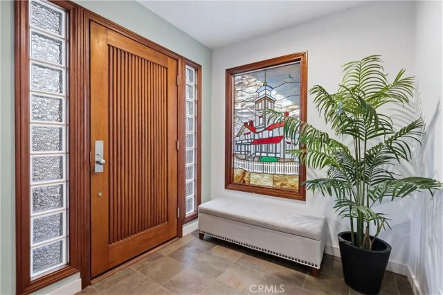 1711 Pescadores, San Pedro, CA 90732