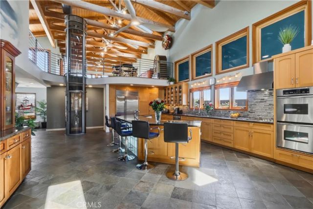 1711 Pescadores, San Pedro, CA 90732
