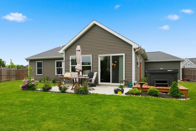 1489 Centerbrook Drive, New Haven, IN 46774