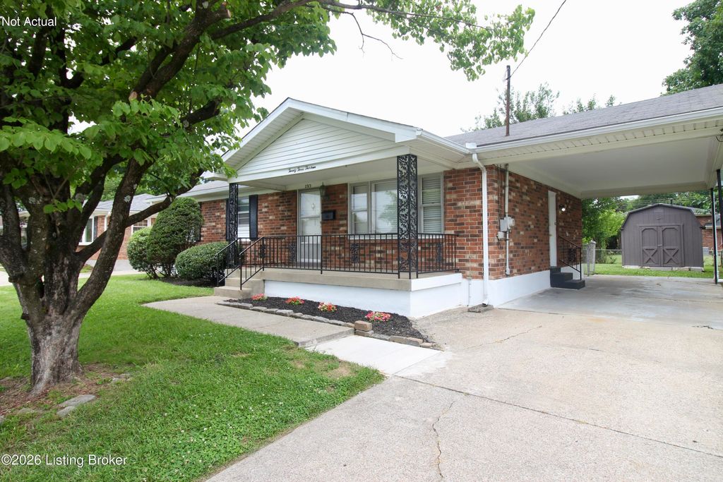 2313 Peaslee Rd, Louisville, KY 40216