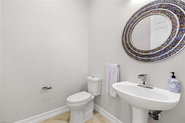 7080 Bergamo WAY # 201, Fort Myers, FL 33966