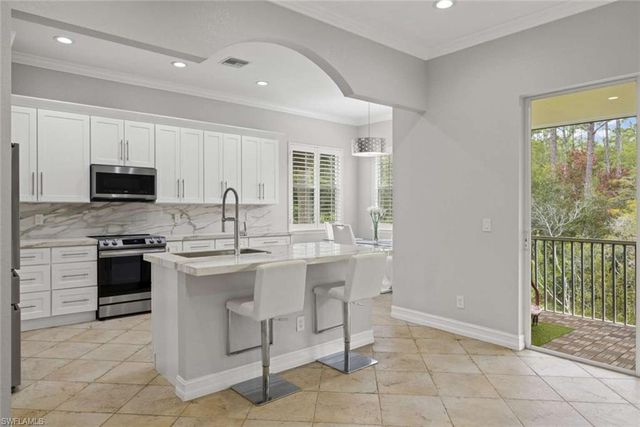 7080 Bergamo WAY # 201, Fort Myers, FL 33966