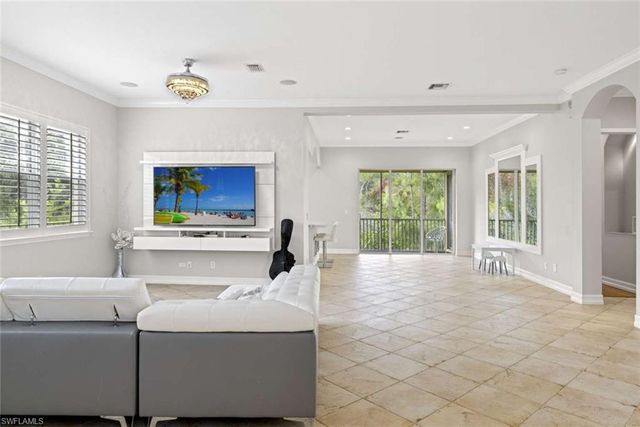 7080 Bergamo WAY # 201, Fort Myers, FL 33966