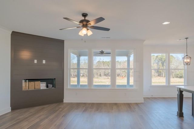 144 Cherokee Court, Good Hope, GA 30641