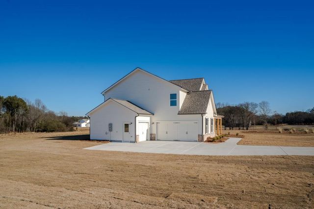 144 Cherokee Court, Good Hope, GA 30641