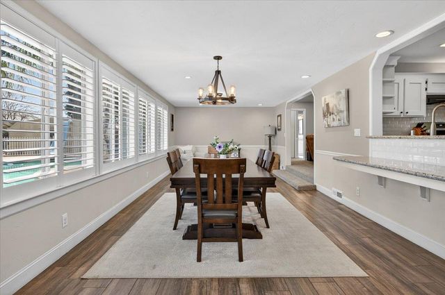 1544 N De Wolf Avenue, Fresno, CA 93737