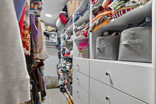 1544 N De Wolf Avenue, Fresno, CA 93737