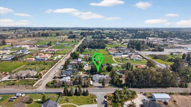 1544 N De Wolf Avenue, Fresno, CA 93737