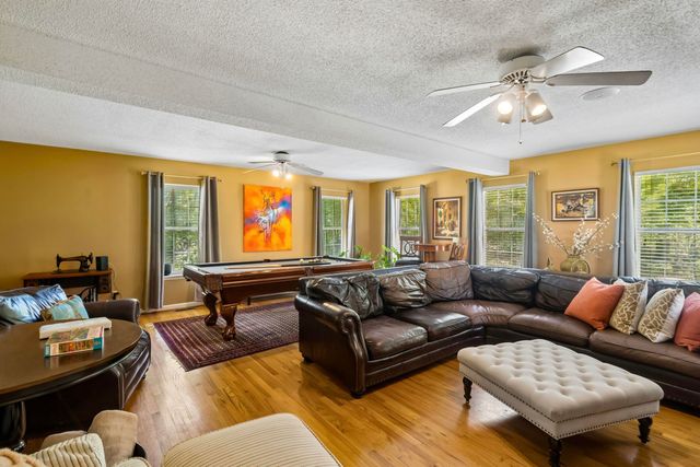 1882 Central Park Road, Charleston, SC 29412