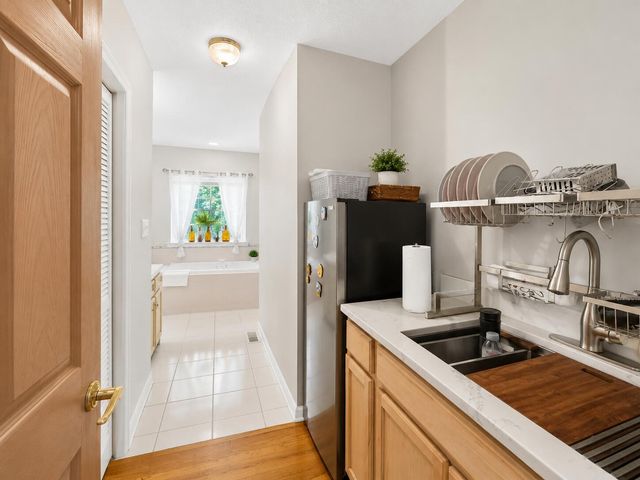 1882 Central Park Road, Charleston, SC 29412