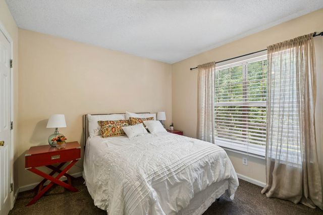 1882 Central Park Road, Charleston, SC 29412