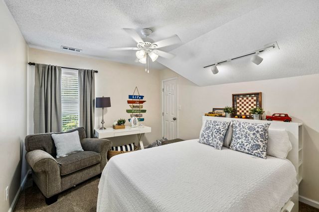 1882 Central Park Road, Charleston, SC 29412