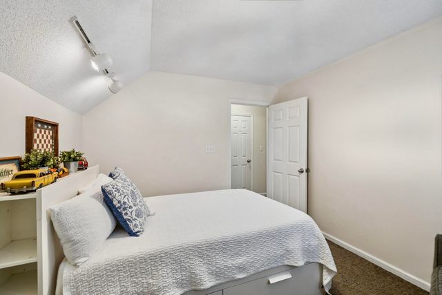 1882 Central Park Road, Charleston, SC 29412