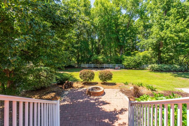 1882 Central Park Road, Charleston, SC 29412