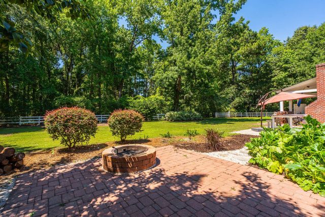 1882 Central Park Road, Charleston, SC 29412