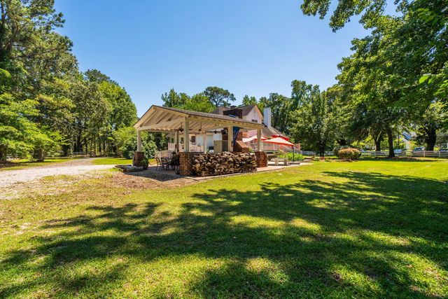 1882 Central Park Road, Charleston, SC 29412