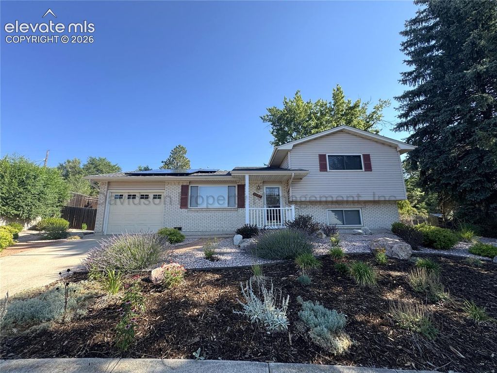1429 Auburn Drive, Colorado Springs, CO 80909